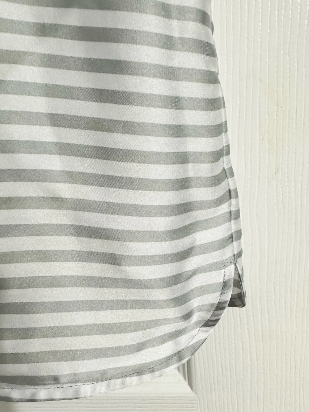 Michael Kors Gray White Striped Sleeveless Tank Blouse Top XL Satin Look
